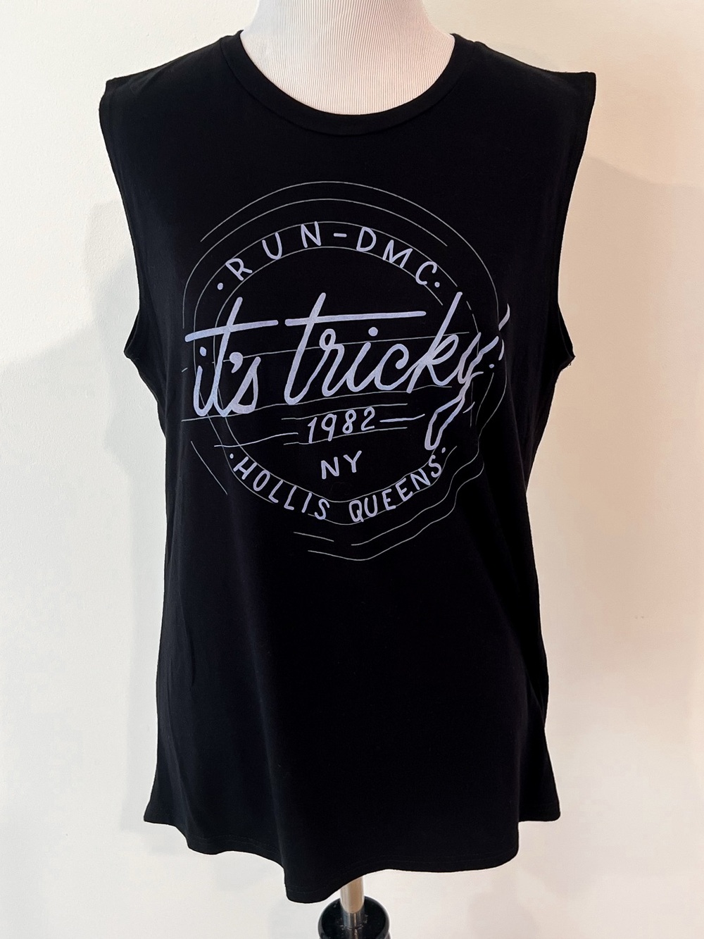 RUN DMC It's Tricky Black Graphic Sleeveless Tank Top Tee Shirt Womens Sz Large